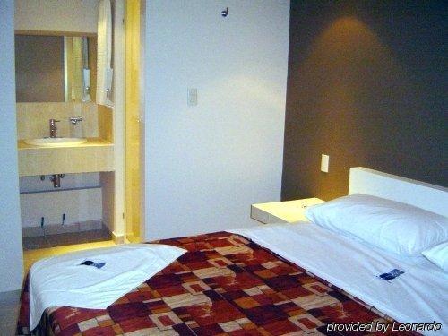 Hotel 402 Monterrey Exterior photo
